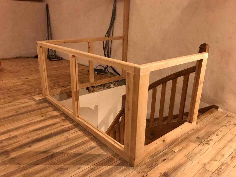 Escalier et garde-corps en bois massif par Vision Bois Métal à Biscarrosse