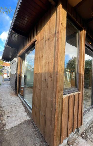 Construction d'un chalet de jardin en ossature bois par Vision Bois Métal à Gujan Mestras