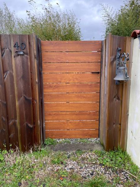 Portillon en aluminium thermolaqué à Sanguinet par Vision Bois Métal de Biscarrosse